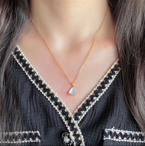 20242615125569 105120